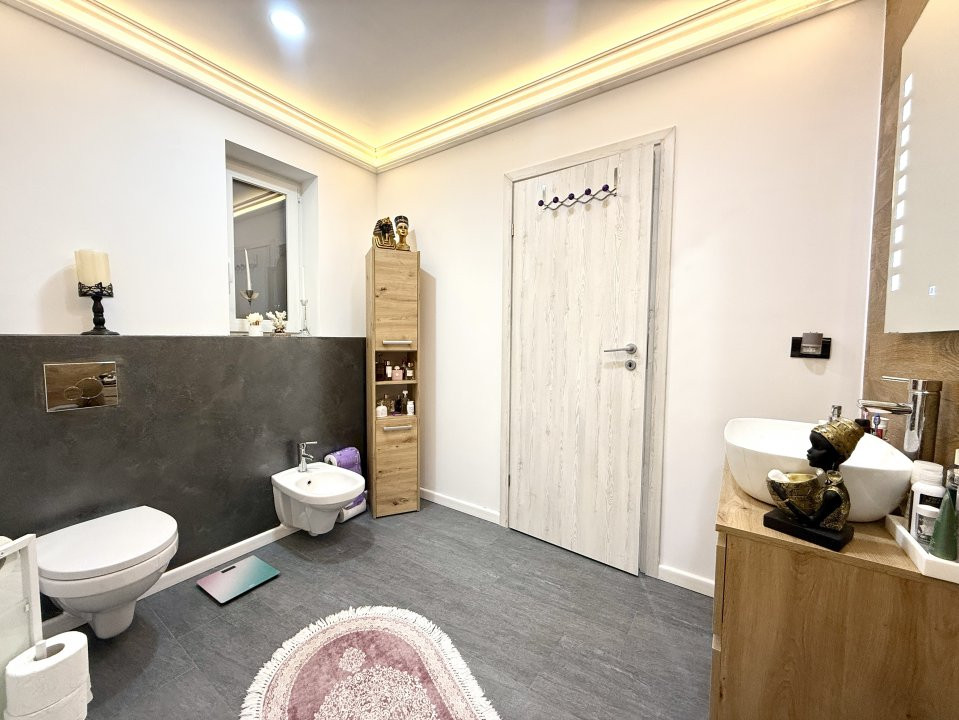 Duplex premium despartit prin camera tehnica, 4 camere, 3 bai in Dumbravita 13, foxfort.ro