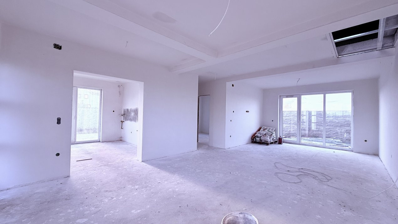 Casa tip triplex, cu 4 camere, de vanzare in Sanandrei. 4, foxfort.ro