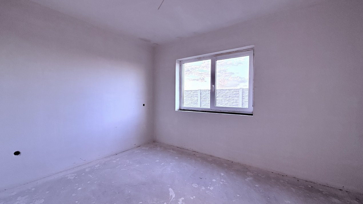 Casa tip triplex, cu 4 camere, de vanzare in Sanandrei. 5, foxfort.ro