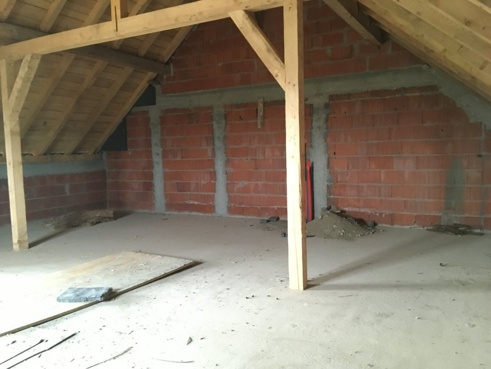 Casa tip triplex, cu 4 camere, de vanzare in Sanandrei. 12, foxfort.ro