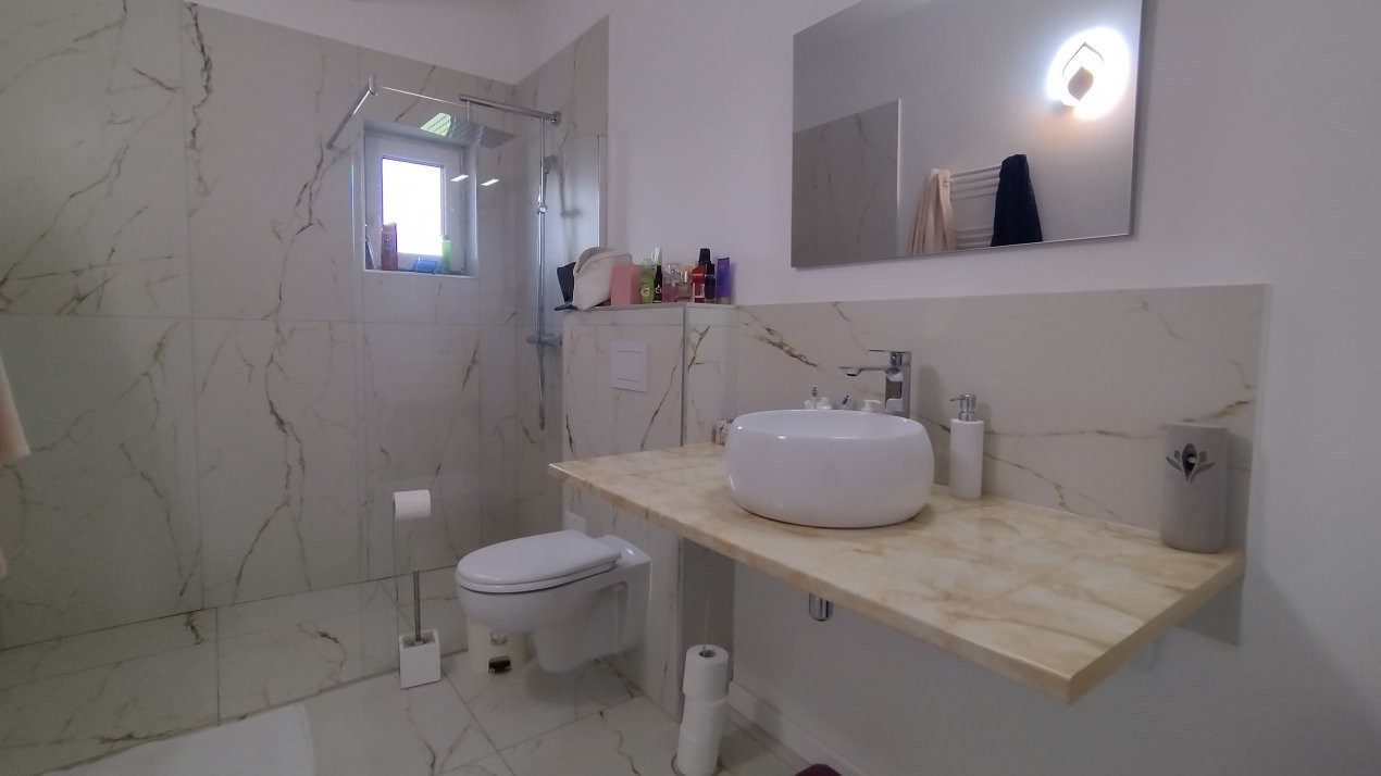 Casa individuala 4 camere, Sacalaz - zona Centrala 4, foxfort.ro