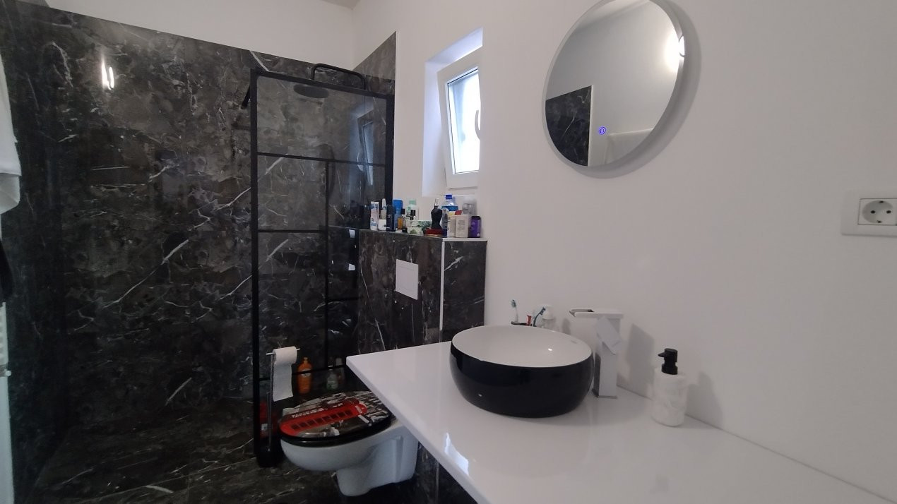 Casa individuala 4 camere, Sacalaz - zona Centrala 9, foxfort.ro