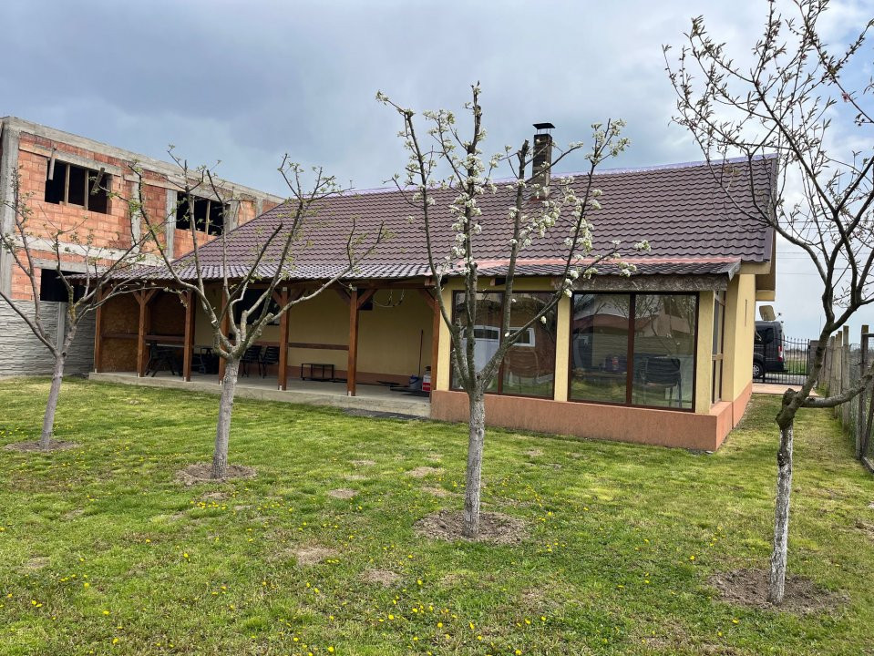 Casa individuala, 3 camere, 140 mp Mosnita Noua  16, foxfort.ro