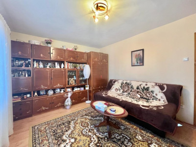 Apartament cu o camera, etaj 4 de vanzare, zona Soarelui imagine mica 3, foxfort.ro