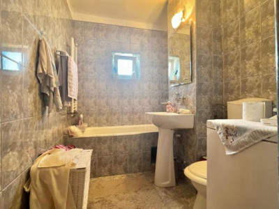 Apartament cu o camera, etaj 4 de vanzare, zona Soarelui imagine mica 14, foxfort.ro