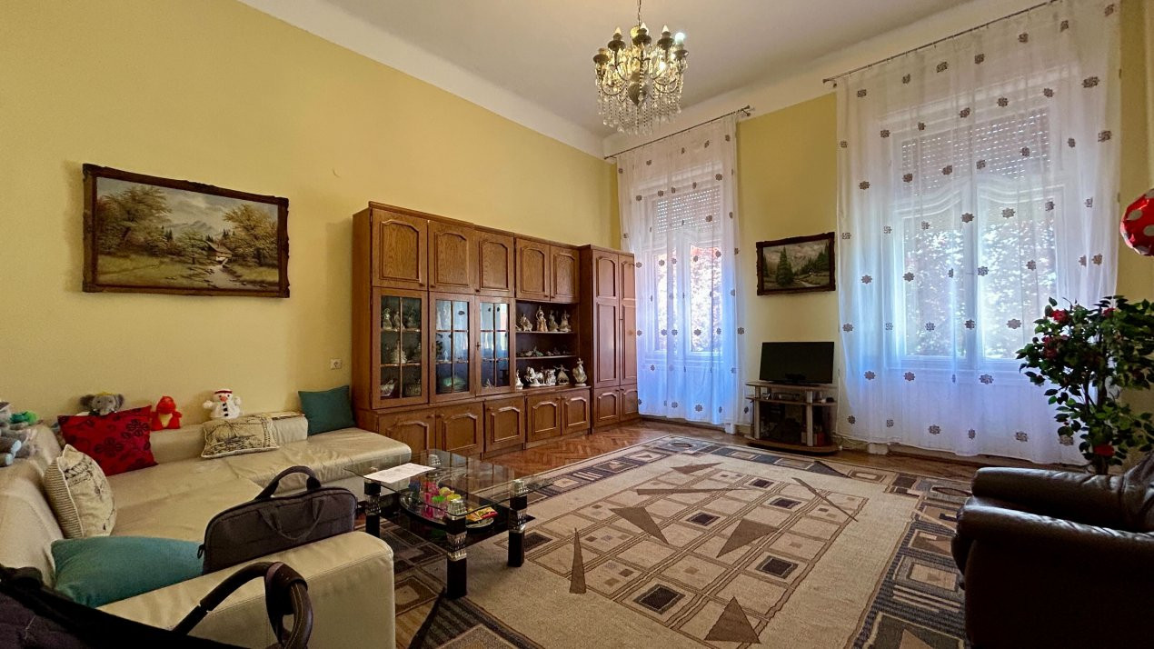 COMISION 0% Apartament cu 4 camere la curte comuna - Elisabetin 2, foxfort.ro