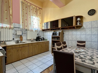 COMISION 0% Apartament cu 4 camere la curte comuna - Elisabetin imagine mica 10, foxfort.ro