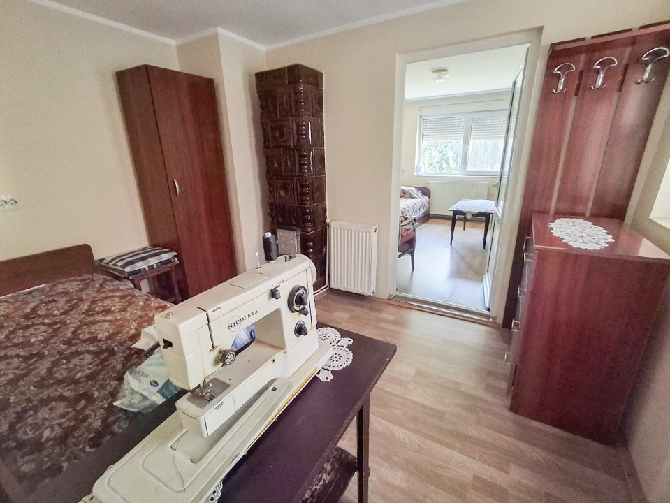 Inchiriere casa 4 camere cu gradina 1000 mp - zona Ghirodei 10, foxfort.ro