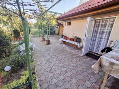 Inchiriere casa 4 camere cu gradina 1000 mp - zona Ghirodei imagine mica 12, foxfort.ro