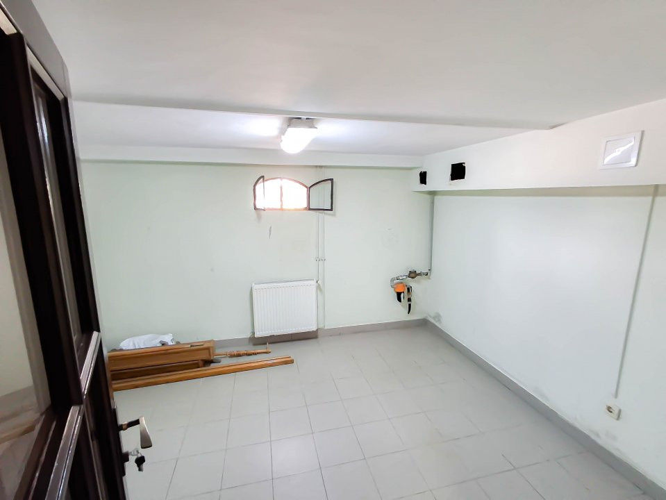 Casa individuala cu suflet si poveste, 5 camere, 204 mp utili  30, foxfort.ro