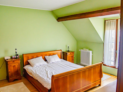 Casa individuala cu suflet si poveste, 5 camere, 204 mp utili imagine mica 5, foxfort.ro