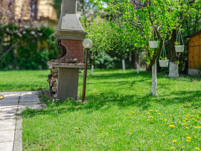 Casa individuala cu suflet si poveste, 5 camere, 204 mp utili imagine mica 22, foxfort.ro