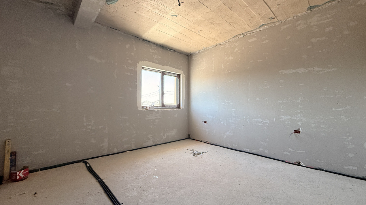 Duplex cu 4 camere si teren de 230 mp, Drumul Boilor - Mosnita  10, foxfort.ro