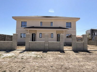 Duplex cu 4 camere si teren de 230 mp, Drumul Boilor - Mosnita 