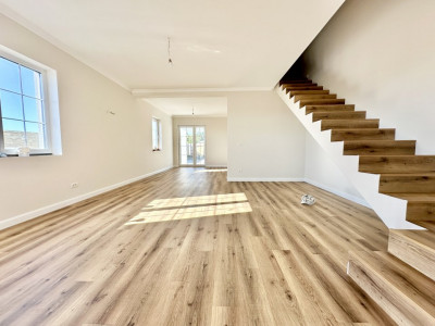 COMISION 0% Duplex cu 4 camere, 3 bai si 111 mp utili, zona Drumul Boilor imagine mica 9, foxfort.ro