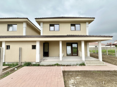 Duplex individual cu 5 camere si 120 mp utili - Mosnita Noua - Pozitie excelenta