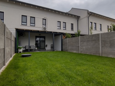 Triplex 3 camere, Sacalaz - loc de parcare, terasa