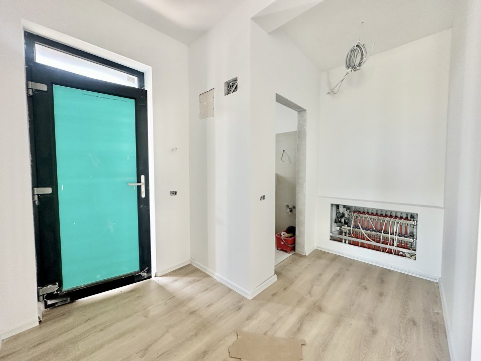 Duplex cu 3 camere si panouri fotovoltaice, zona Mosnita Noua 13, foxfort.ro