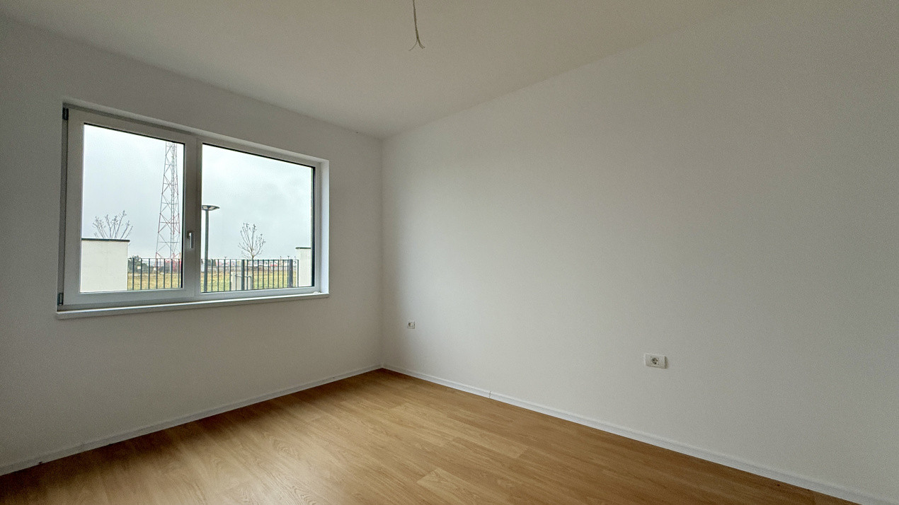 Duplex cu 3 camere si panouri fotovoltaice, zona Mosnita Noua 8, foxfort.ro