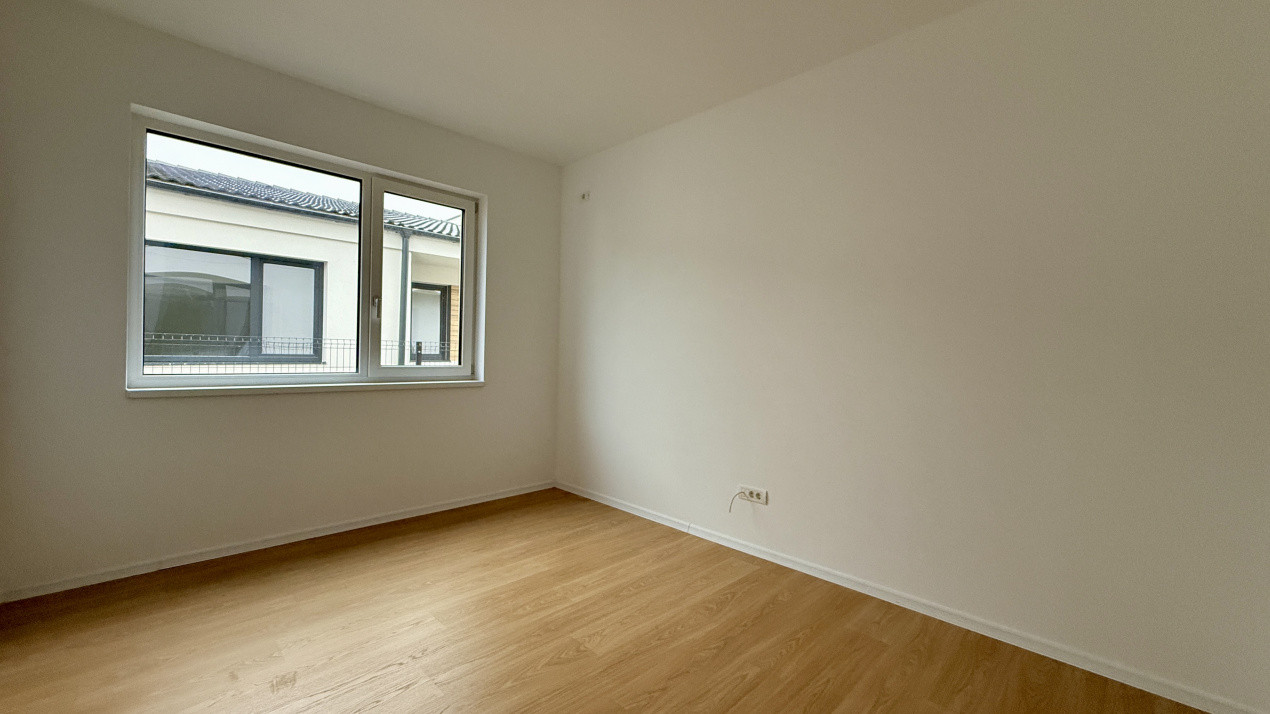 Duplex cu 3 camere si panouri fotovoltaice, zona Mosnita Noua 9, foxfort.ro