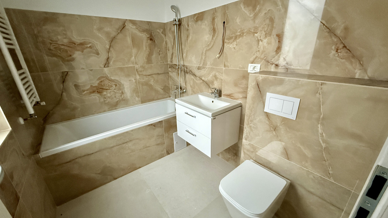 Duplex cu 3 camere si panouri fotovoltaice, zona Mosnita Noua 11, foxfort.ro