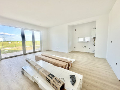 Duplex cu 3 camere si panouri fotovoltaice, zona Mosnita Noua imagine mica 6, foxfort.ro