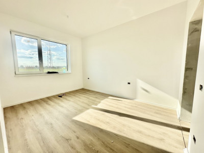 Duplex cu 3 camere si panouri fotovoltaice, zona Mosnita Noua imagine mica 9, foxfort.ro