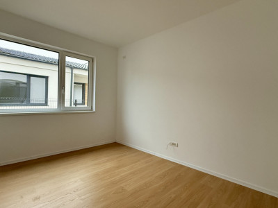 Duplex cu 3 camere si panouri fotovoltaice, zona Mosnita Noua imagine mica 9, foxfort.ro