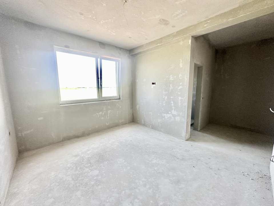 Duplex cu 5 camere si 380 mp teren cu panouri fotovoltaice - Mosnita Noua 11, foxfort.ro