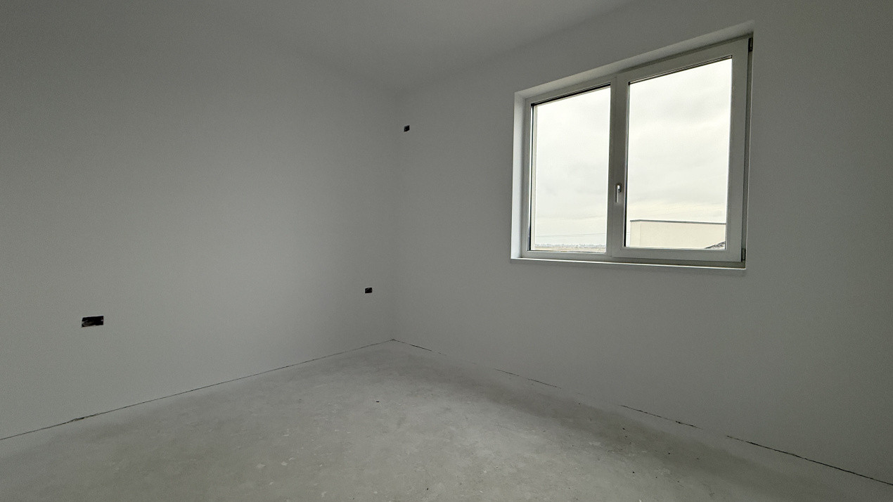 Duplex cu 5 camere si 380 mp teren cu panouri fotovoltaice - Mosnita Noua 10, foxfort.ro