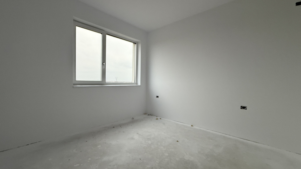 Duplex cu 5 camere si 380 mp teren cu panouri fotovoltaice - Mosnita Noua 18, foxfort.ro