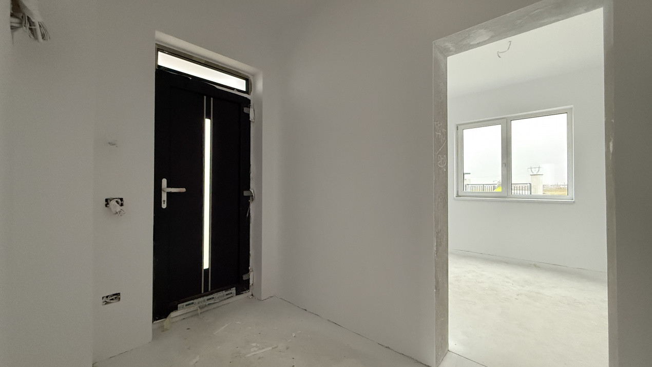 Duplex cu 5 camere si 380 mp teren cu panouri fotovoltaice - Mosnita Noua 19, foxfort.ro