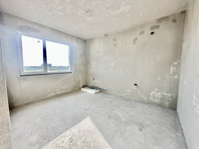 Duplex cu 5 camere si 380 mp teren cu panouri fotovoltaice - Mosnita Noua imagine mica 7, foxfort.ro