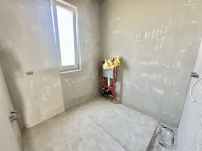 Duplex cu 5 camere si 380 mp teren cu panouri fotovoltaice - Mosnita Noua imagine mica 14, foxfort.ro