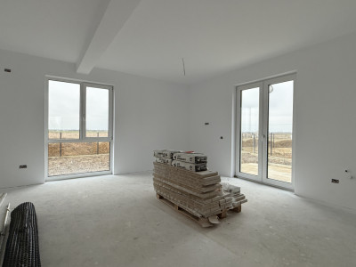 Duplex cu 5 camere si 380 mp teren cu panouri fotovoltaice - Mosnita Noua imagine mica 4, foxfort.ro