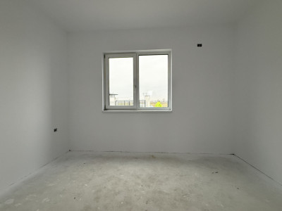 Duplex cu 5 camere si 380 mp teren cu panouri fotovoltaice - Mosnita Noua imagine mica 6, foxfort.ro