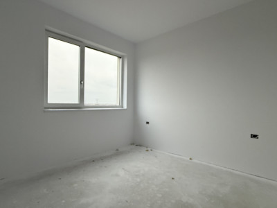 Duplex cu 5 camere si 380 mp teren cu panouri fotovoltaice - Mosnita Noua imagine mica 12, foxfort.ro