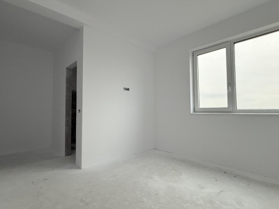 Duplex cu 5 camere si 380 mp teren cu panouri fotovoltaice - Mosnita Noua imagine mica 13, foxfort.ro