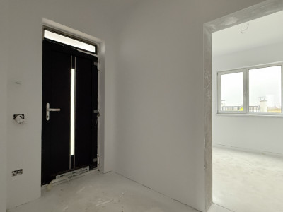 Duplex cu 5 camere si 380 mp teren cu panouri fotovoltaice - Mosnita Noua imagine mica 19, foxfort.ro