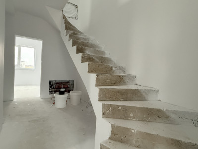 Duplex cu 5 camere si 380 mp teren cu panouri fotovoltaice - Mosnita Noua imagine mica 20, foxfort.ro