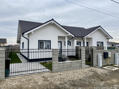 Duplex Mosnita 3 camere cu toate utilitatile - Zona Drumul Boilor