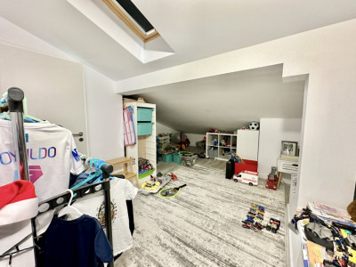 COMISION 0% Apartament Giroc, 3 camere si 2 bai, Zona Penny imagine mica 10, foxfort.ro