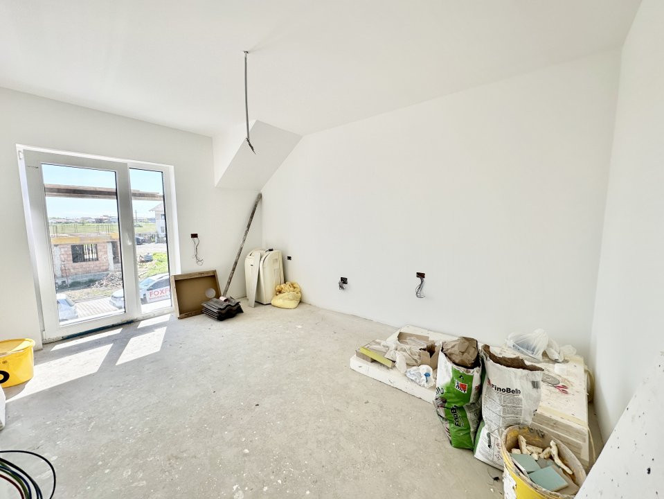 Duplex Mosnita, 4 camere, 2 bai - Toate utilitatile 10, foxfort.ro