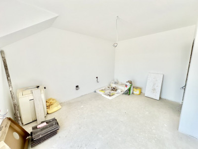 Duplex Mosnita, 4 camere, 2 bai - Toate utilitatile imagine mica 11, foxfort.ro