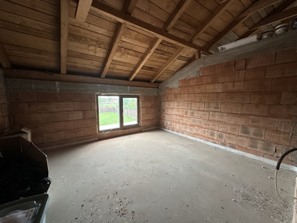 Casa individuala cu 12 camere, 400 mp utili - Bucovat 24, foxfort.ro