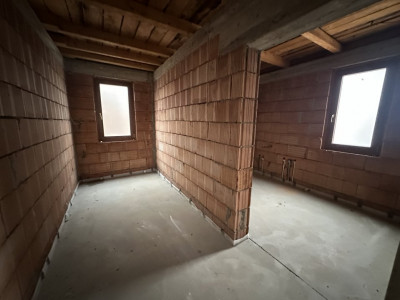 Casa individuala cu 12 camere, 400 mp utili - Bucovat imagine mica 16, foxfort.ro