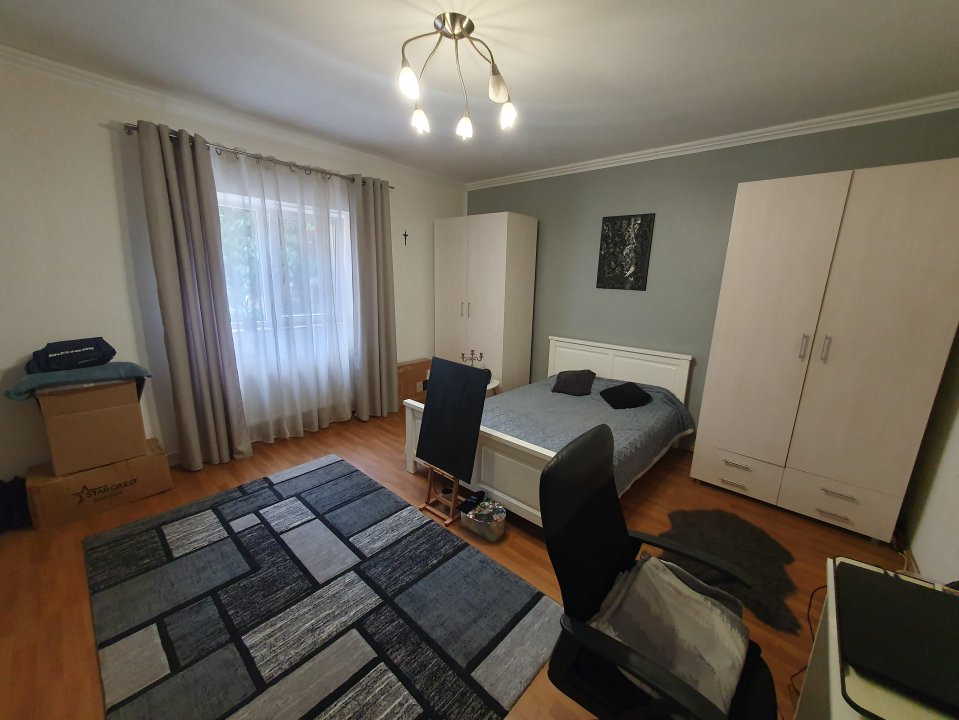 Apartament cu 2 camere decomandat, cladire istorica - Sinaia 2, foxfort.ro