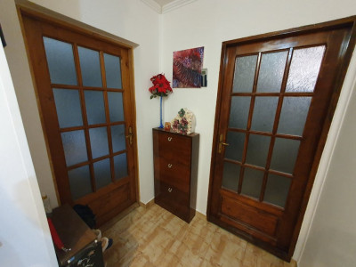 Apartament cu 2 camere decomandat, cladire istorica - Sinaia imagine mica 22, foxfort.ro