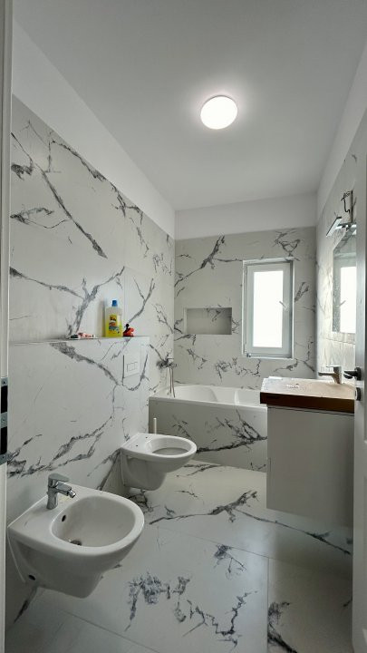 Duplex cu 4 camere si teren de 375 mp - zona Sanandrei 5, foxfort.ro