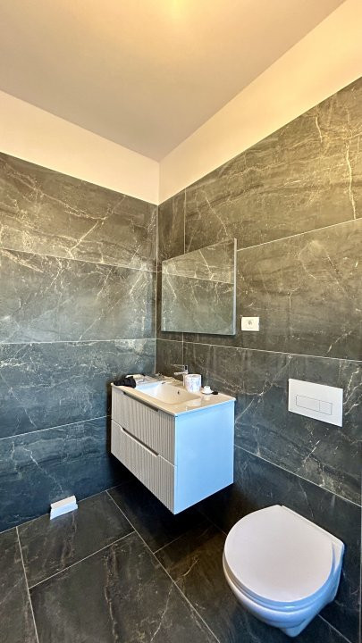 Duplex cu 4 camere si teren de 375 mp - zona Sanandrei 9, foxfort.ro